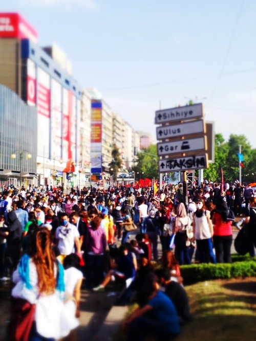 2 Haziran 2013, Ankara Kızılay Türkiye #direngeziparkı #direnankara #faşizmekarşıomuzomuza