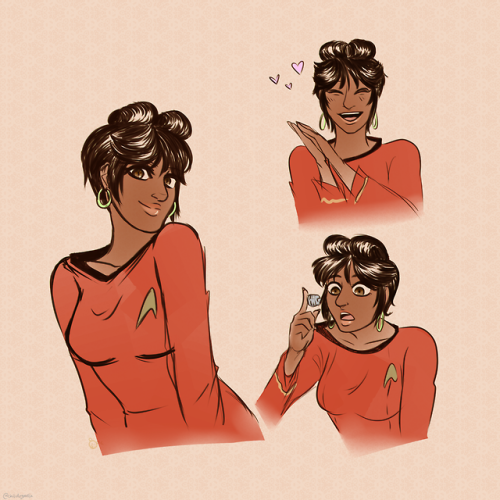 chilidogpaella:Uhura is beautiful and cute and I still can’t handle it