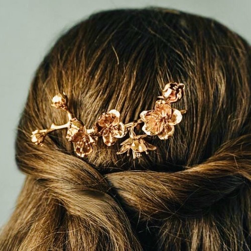 I Tell You, These Tyrells Are Only Lannisters With Flowers.