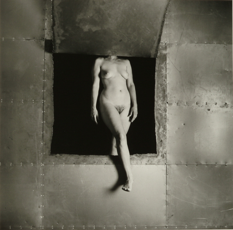 vivipiuomeno1:  Robert Stivers (Palo Alto, California 1951) Woman Exiting Steel Wall,
