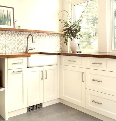 Laundry - Laundry RoomExample Of A Large Classic Porcelain Tile And Gray Floor Dedicated Laundry Room