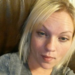 killakatie28:  Went even shorter. ..  like or dislike?   Not particularly fond of short hair, but you make sexy.