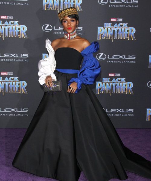 memorian:The theme at the Black Panther premiere was “African Royalty”.