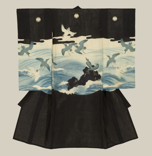 thekimonogallery:A fine ‘Ro” sheer summer silk “miyamairi” kimono, one utilized to drape over a one-