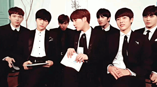 infinitelovelemon:  damn-it-sungyeol:why are they like this? why are they like this
