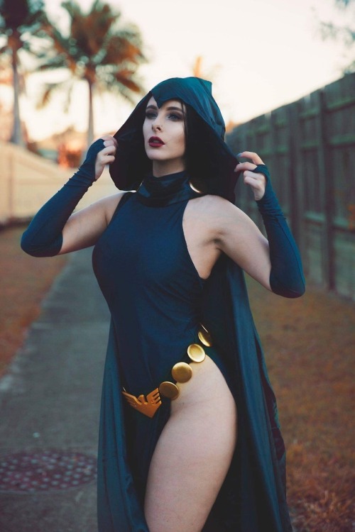 cosplayheaven: Raven | DC Comics by Saber Creative Absolutely brilliant take on the Teen Titans char