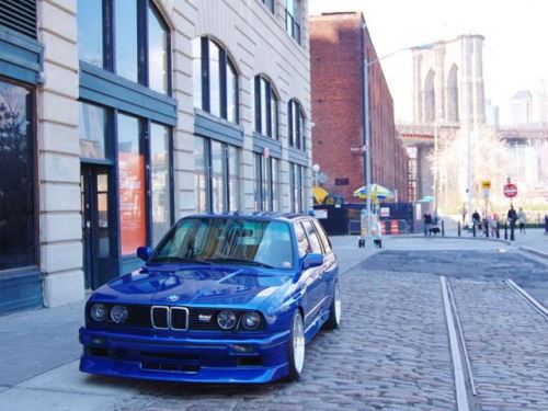 throttlestomper - One off BMW E30 M3 Touring