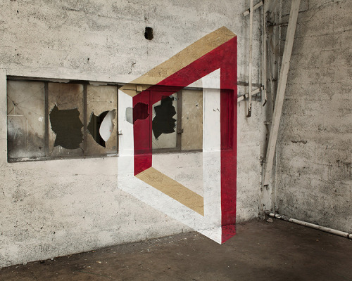 ANAMORPHOSIS - “Geometrie de l'Impossible” by Fanette Guilloud2013, France - Anamorpho