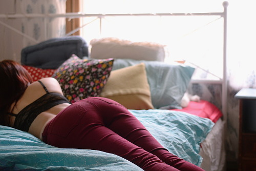 wolfundermyskin-deactivated2014:  My fave pants (x) 