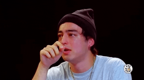 windwaver: tsunamiwavesurfing:  daydreaming about hoodie weather  
