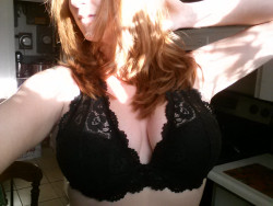 shooting-myself:  Ginger tits anyone??  Yes please