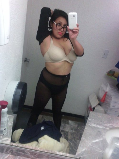 Porn photo Mature Latinas