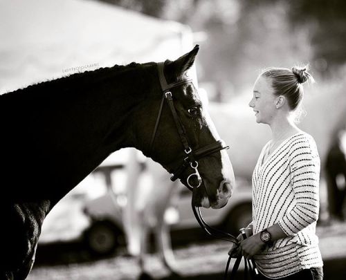 By a show of hands, how many will be at Thermal this last week of January? #horselove #horselover #h