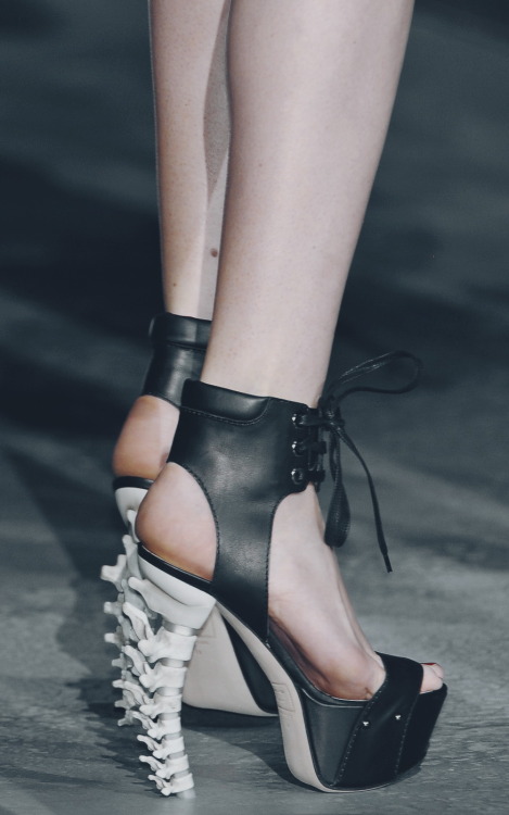 Dsquared² / Fall 2010 / RTW Details / Shoes