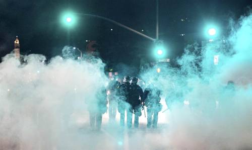 the-gasoline-station:Berkeley to Brooklyn: Protesters Challenge Police ViolenceHundreds in Berkeley 