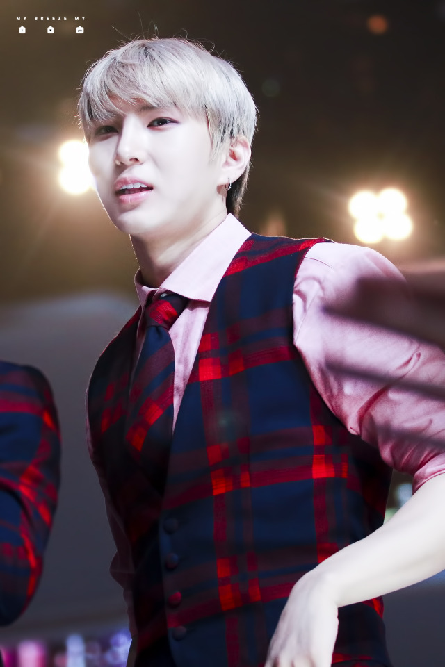 prince taekwoon ♚: Photo