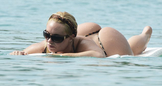 tbone504:  epic-females:  Coco  Pawg 