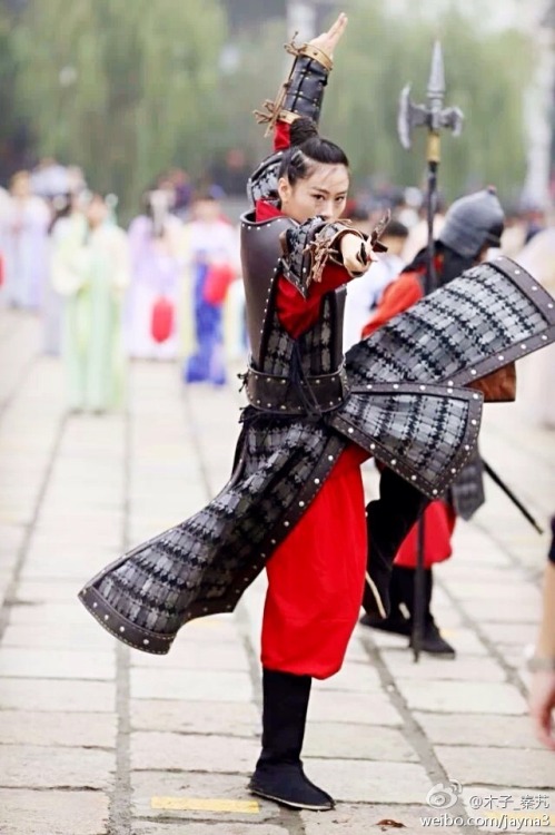 mingsonjia:Pictures taken from weibo about “Xitang Hanfu culture festival”. You know who I saw? The 