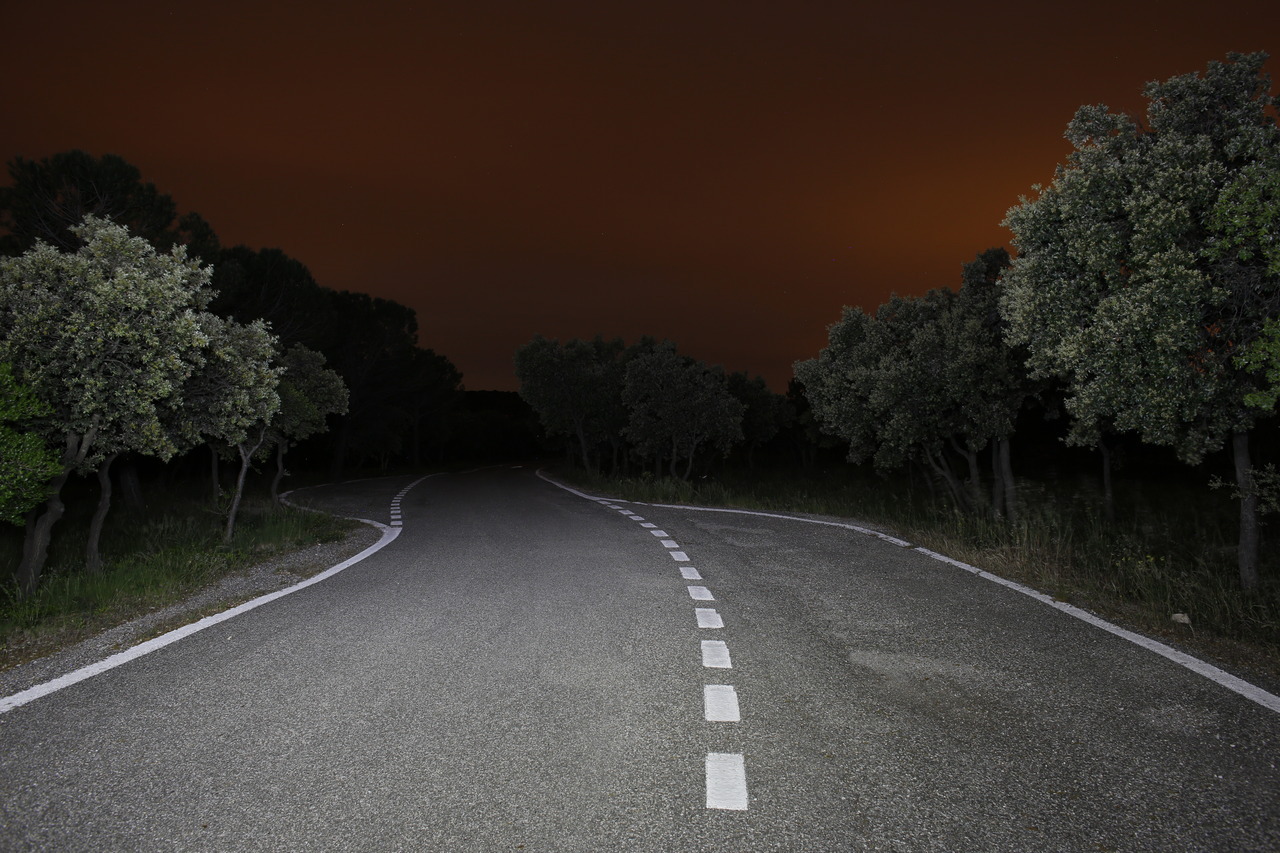 thinkingimages:  © Antoine d’Agata. Courtesy de l’artiste et Galerie Les Filles