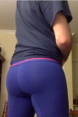 el-mago-de-guapos:  castelo-azul-dos-sonhos:  My new underwear!  This is what I look like in underwear… 