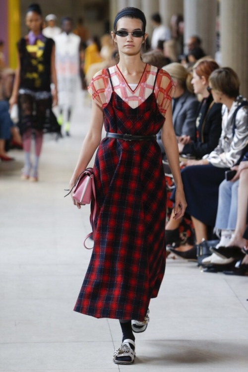 Miu Miu SS18 - PFW