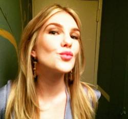 vansatan:  lily rabe * so in love with her