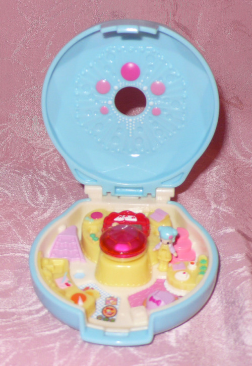 The Japanese answer to Polly Pocket: Twinkle Pact! :)