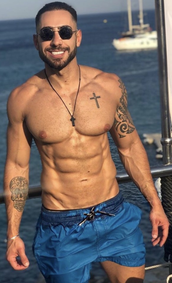 Niploverfan:carlitoswait:😜😜😜I Just Need A Chance In My Life To Suck On Perfect