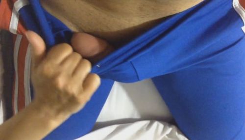 Girlfriend Squeezing My Bulge after Workout