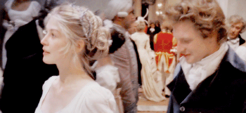 ladybingley:∙ when he went to townlast November, he really loved me