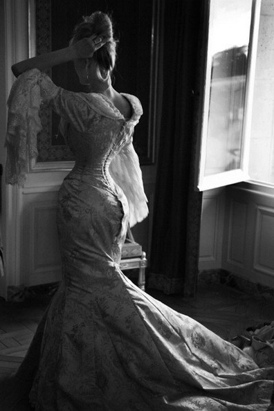 corset-fetish:  Corset http://corsets-fetish.blogspot.com/