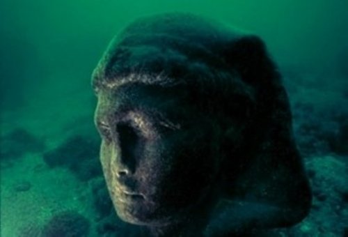 Discovering the treasures of the ancient sunken city of Herakleion off the coast of Egypt in 2000-20