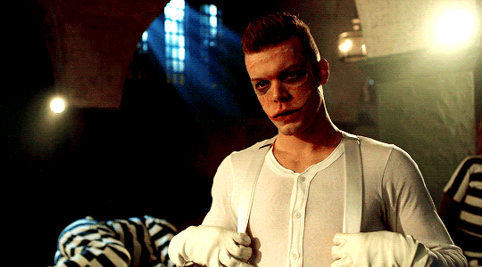 twofacedharveydent:What can I say?I’m a charismatic guy.
