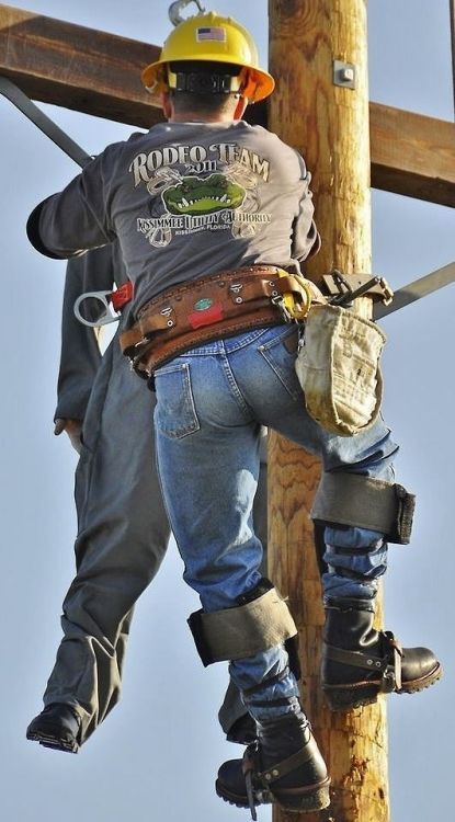 This lineman will need a massage when he’s done.