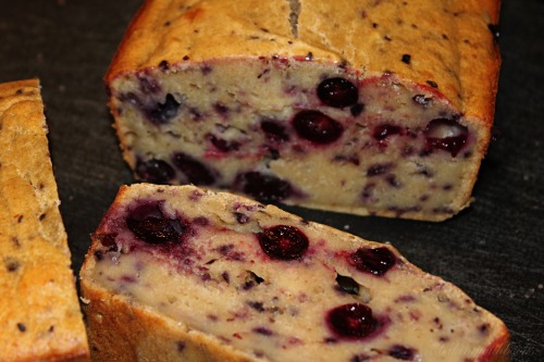 Blueberry Banana Bread Ingredients 2 cups all-purpose flour 5 tbsp melted butter 2 eggs, room temper