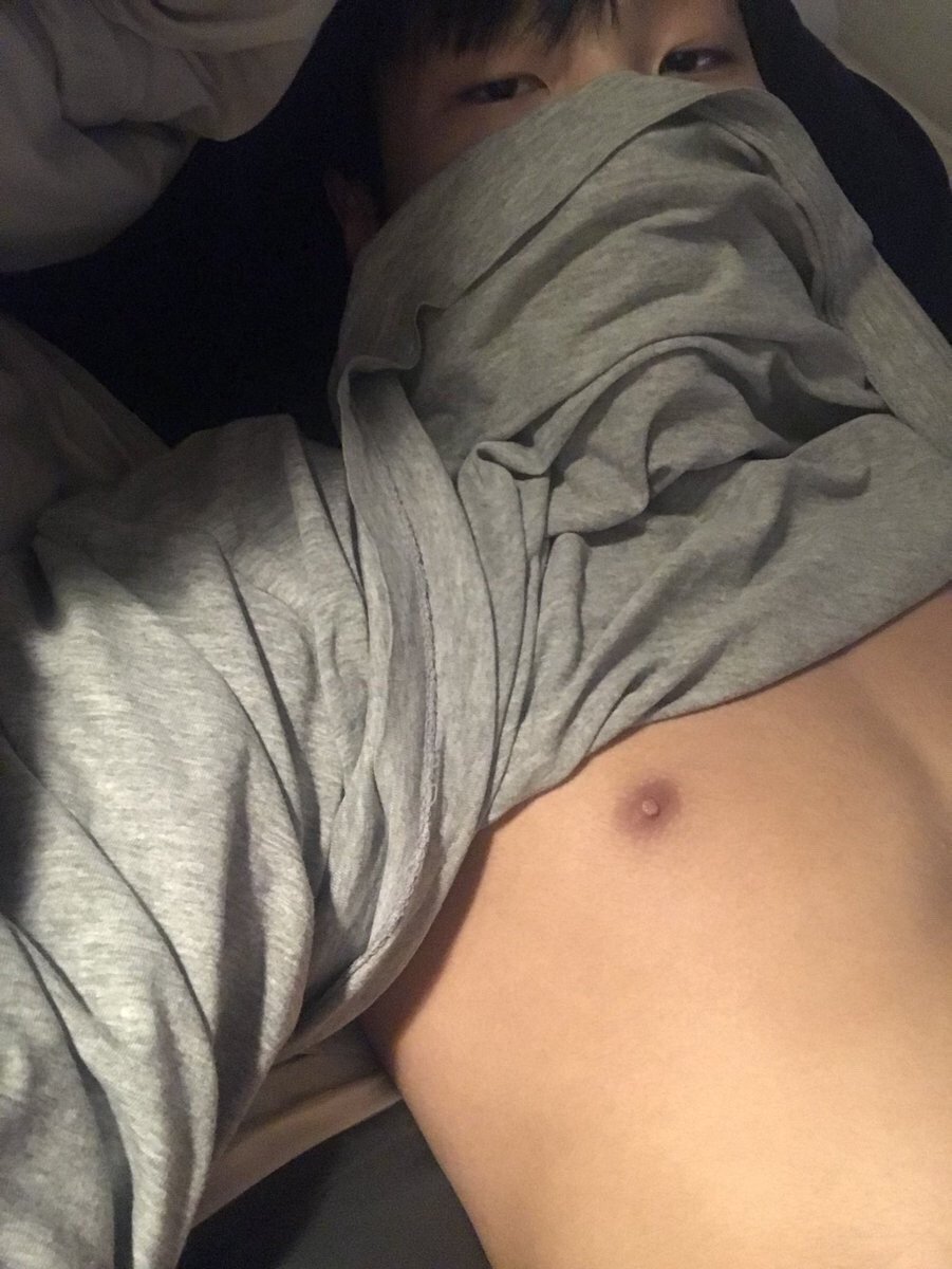 celebrasian:  i love thick asian dicks