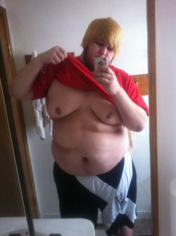 luvbigbelly:  Another one of him