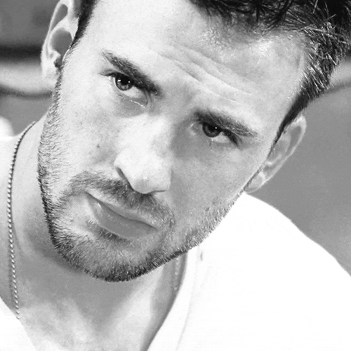 starringroles:  Chris Evans gifs 1