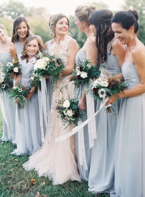 This bridesmaids colour is so gorgeous, and so perfect for a spring wedding! Visit vsb for more wedd