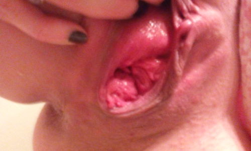 Porn Pics fatgreedypussy:  Open me up  Looks like someone