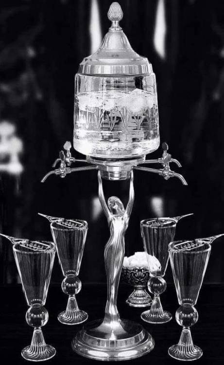 the1920sinpictures: 1920′s Absinthe set. From Art Deco, Avant Garde and Modernism, FB.