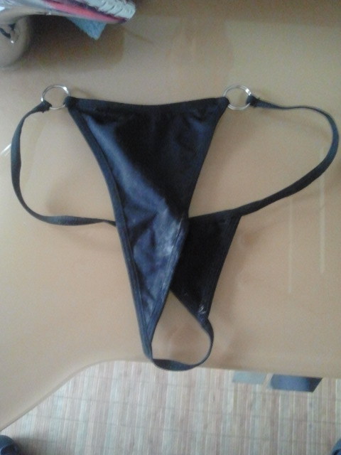 tomcasti submitted:  New Year’s day panties