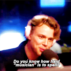 americanitouchyou: 5SOS talk Tinder and touring with Fitzy &amp; Wippa