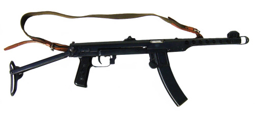 The PPs-43 Submachine Gun, The Soviet PPSh-41 was an excellent weapon, so much so that it has become