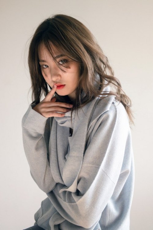 koreanmodel:  Shin Hyejin for Kalonspeak 2016 lookbook 
