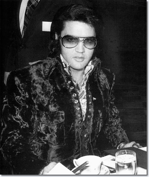 elvis-is-theking:  Elvis at U.S. Jaycee prayer breakfast, where he was accepted as