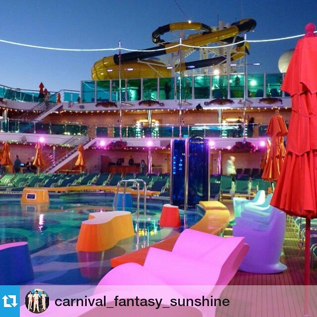 #Repost @carnival_fantasy_sunshine・・・Carnival Dream lido deck! #CarnivalDream #Carnival #CarnivalCruise