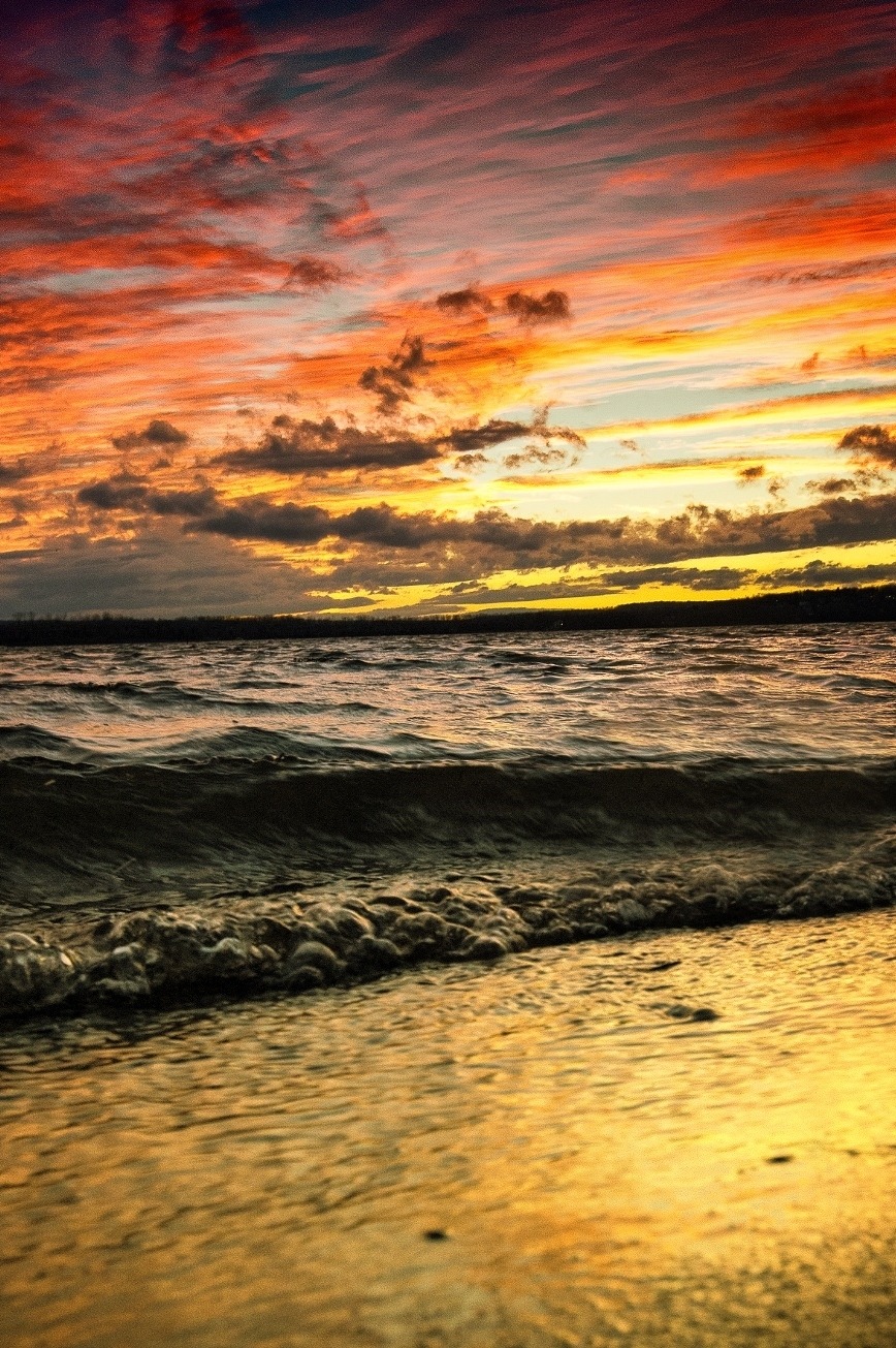 wavemotions:Sky Fire by Stu Gallagher