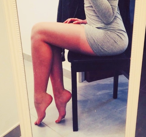 tiffs-flirty-toes: Tiffs-flirty-ToesMe