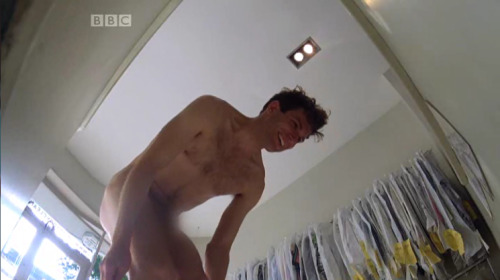 amazingmalenudity:    Joel Dommett   